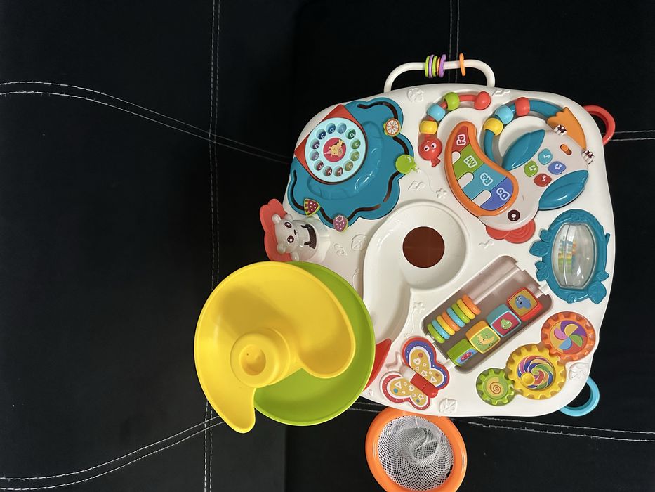 Детски играчки Little Tikes и занимателна маса