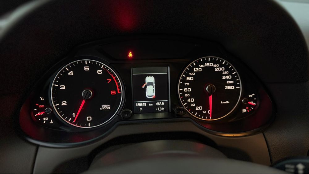 Vand Audi Q5 quattro