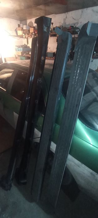 Продам на крузак пороги.