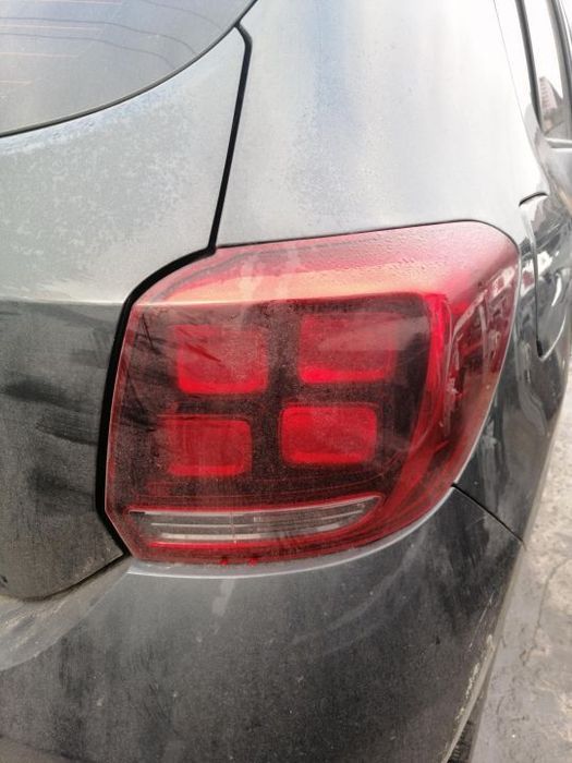 stopuri stanga/dreapta dacia sandero 2020