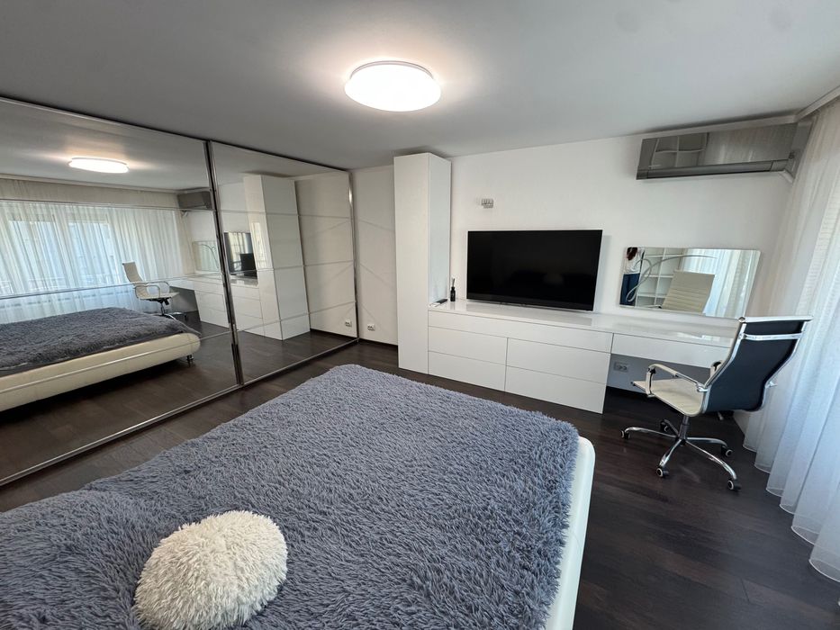 Garsonieră B-dul Decebal, Metrou Piata Muncii