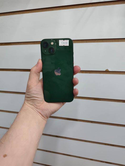 Apple 13 - Б/У смартфон | хорошее состояние |