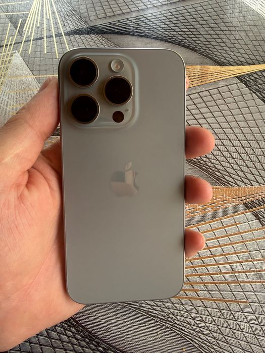Iphone 15 pro…..