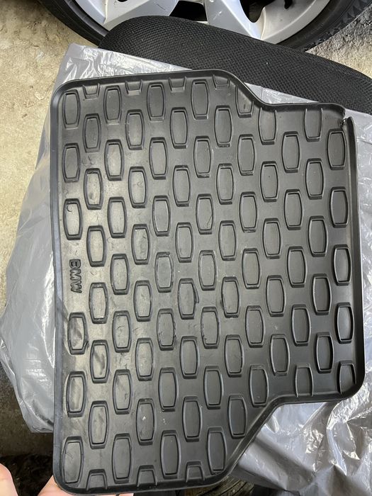 ОЕМ Стелки гумени BMW E60/E61