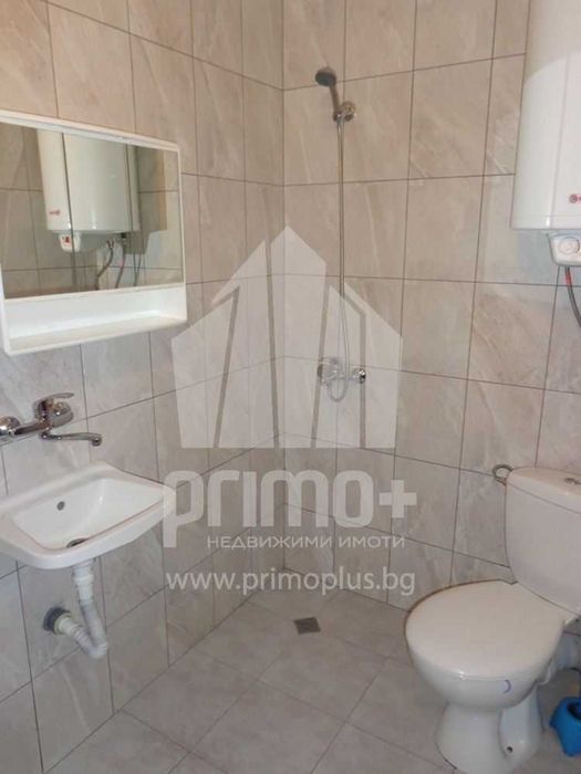 Дава се под наем Едностаен апартамент в Велико Търново, Център - 35 кв.м за 209.1 € - Снимка #4