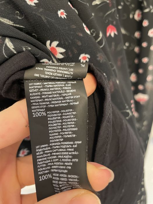 Vand rochie Reserved marimea 34