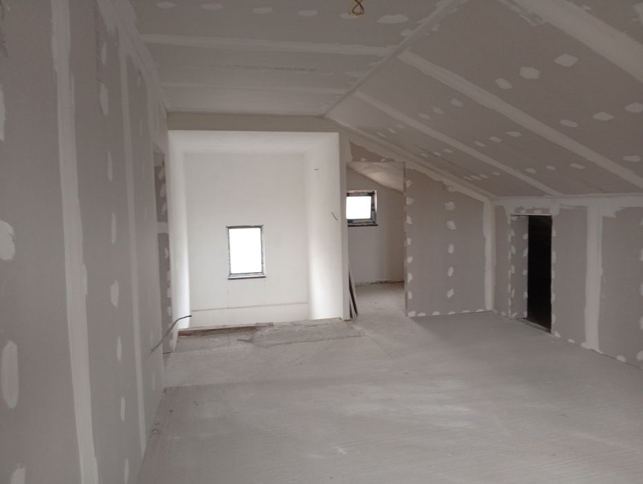 Casa Sendreni 105000 euro 240mp utili 460mp teren