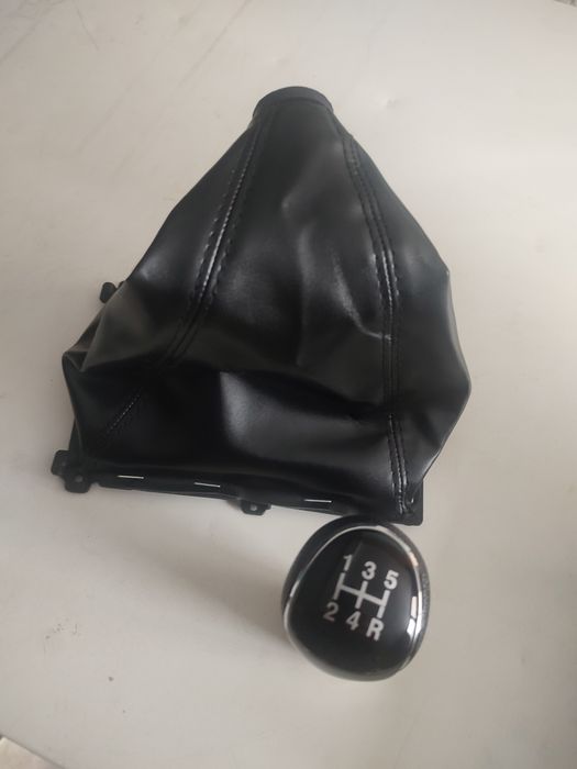 Лост за джип  Нисан Навара 5 скорости