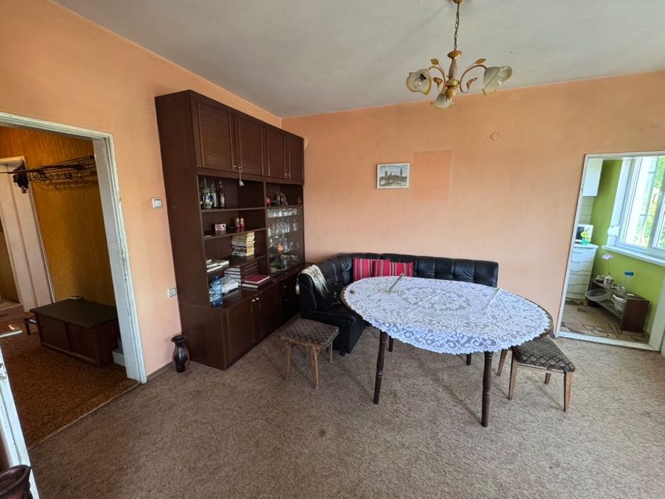 Продава се Етаж от къща в Нови пазар - 122 кв.м за 812 €/кв.м - Снимка #8