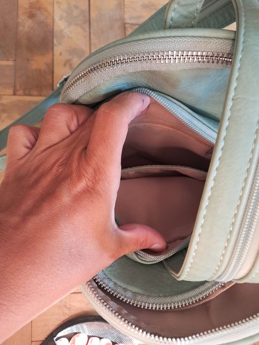 Дамска чанта - 6€