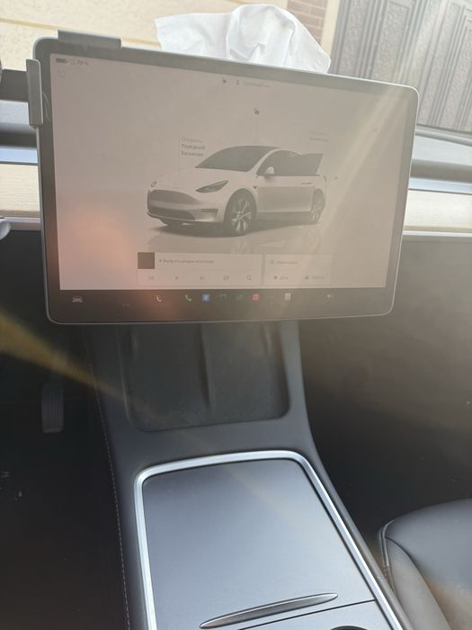 Tesla Model Y 2022, CN, стандарт