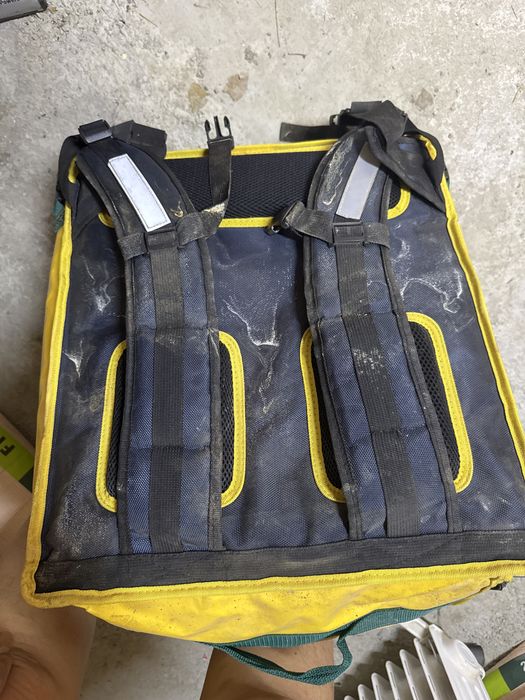 Продам сумку glovo