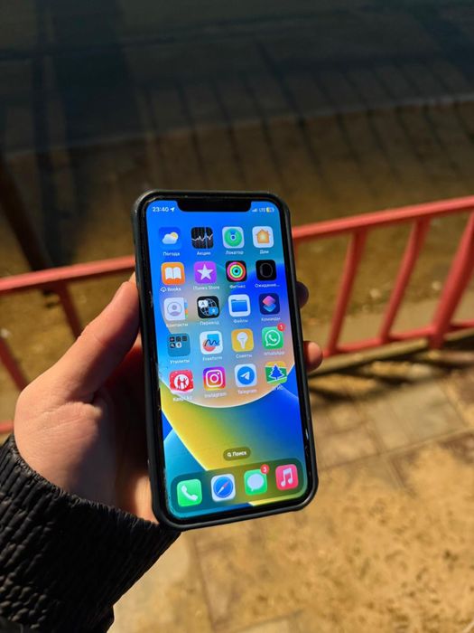 продам обменаю айфон 11 про
