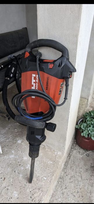 Inchirieri scule: Placa,Mai,Drujba Beton,Motoburghiu,Generator,Carota