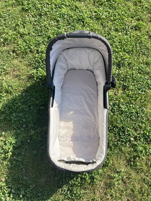 Carucior nuna 3 in 1 cu scoica si landou