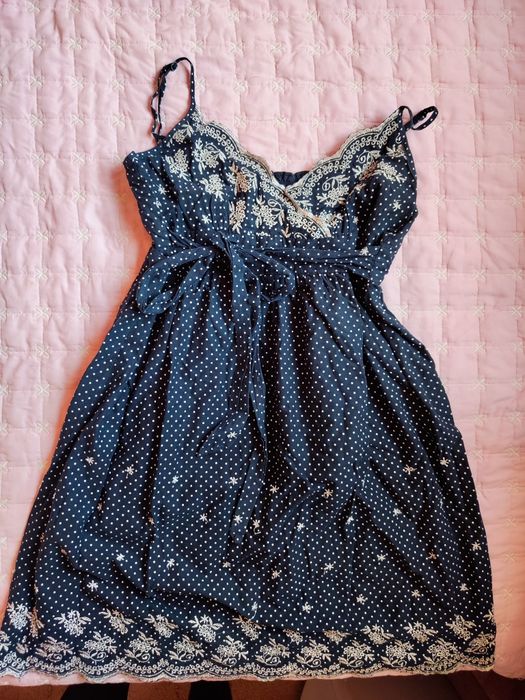 Красиви рокли, официални и ежедневни