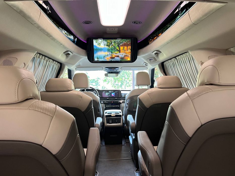 Услуги минивена: «KIA Carnival Hi Limousine»