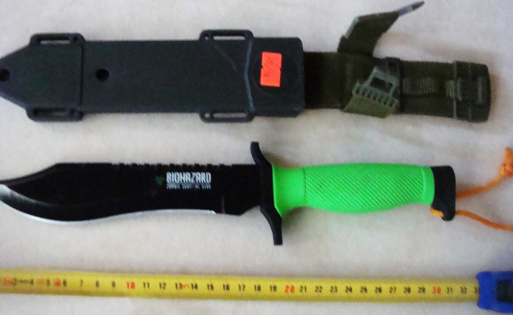 "Biohazard"- употребяван туристически инструмент