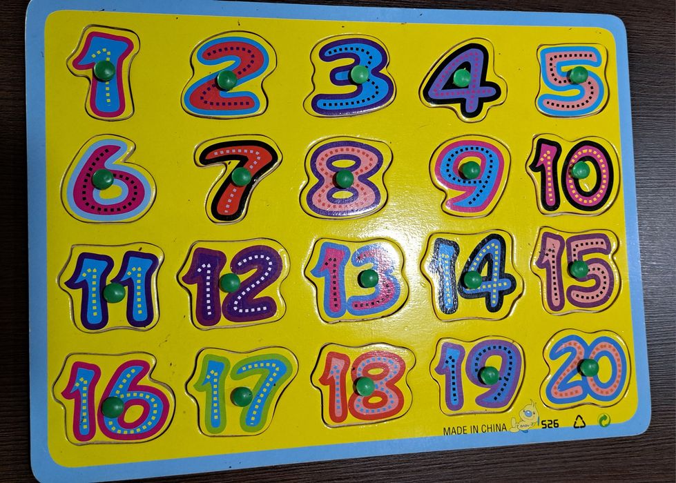 Яркий Пазл с цифрами