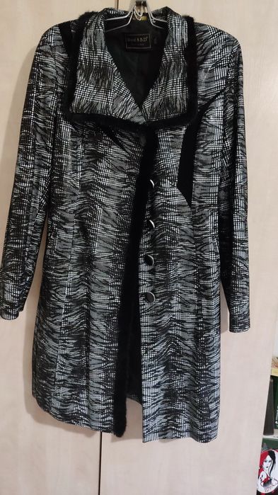 Шуба женская цигейковая