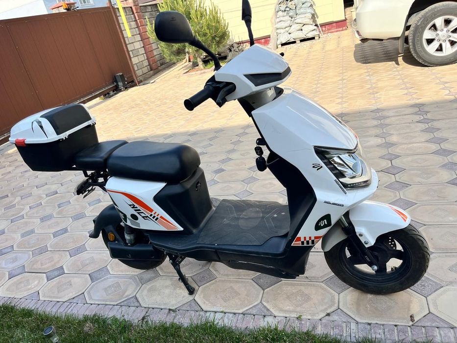 Продаётся новый скутер электо