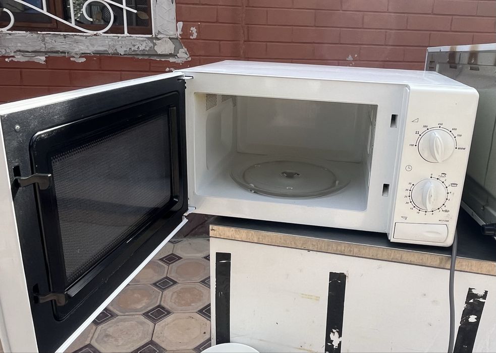 Продам микроволновку