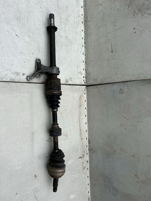 Лява полуоска за хонда ХР-В Honda HR-V 1,6 105ks