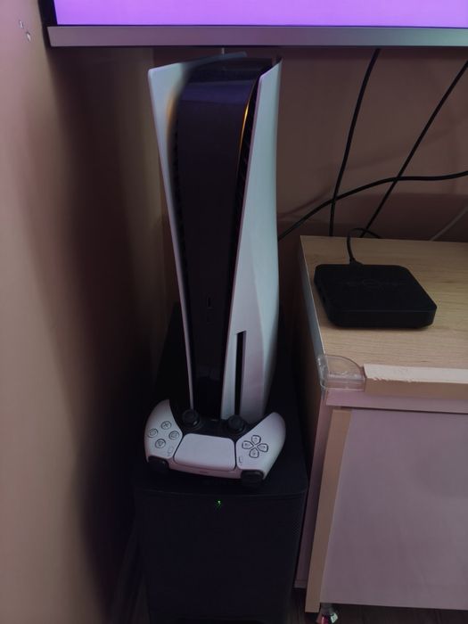 PLAYSTATION 5 + джойстик