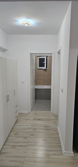 Apartament 2 camere de inchiriat, bloc nou, loc de parcare inclus