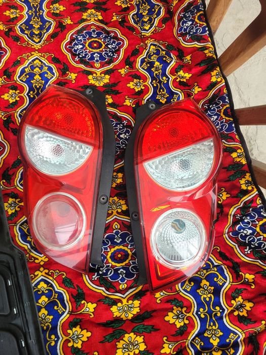 Spark stop orqa fara