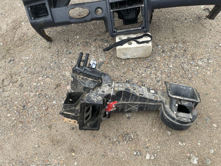 Панель ауди торпеда корпус печьки