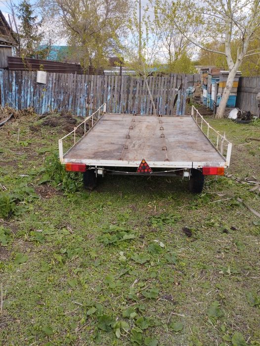 Прицеп с ульями для легкового автомобиля