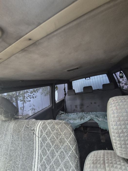 Продам Volkswagen Caravelle