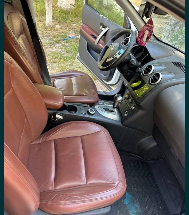 Nissan Qashqai J10 2008 год