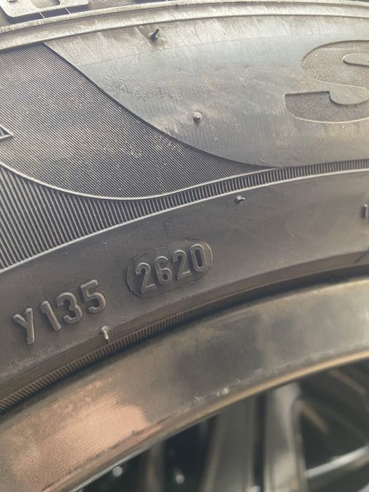 255/50/19 Пирели Зимни