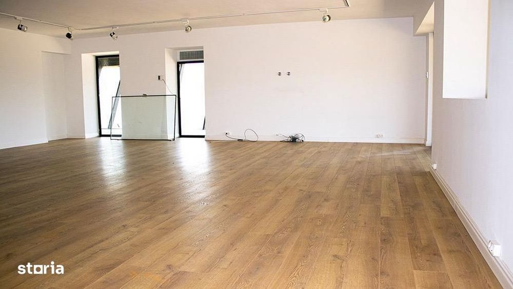 60 mp Spatiu com parter bloc 18 etaje, Metrou 1 Mai, 5 min Arc Triumf