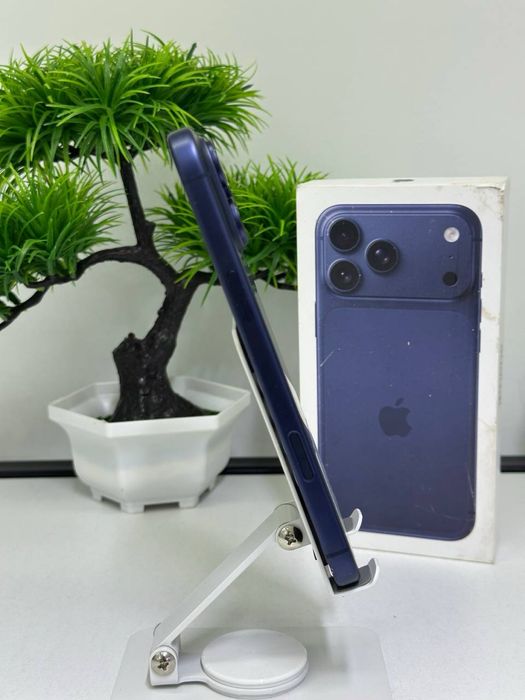 iPhone 17 Pro Max / 256gb / Akb: 97% ЦП 288