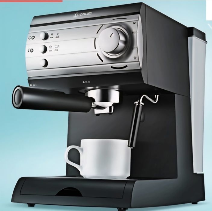 Кофемашинка, кофеварка.