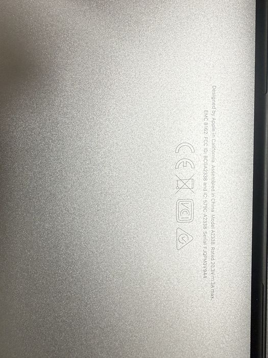 Macbook pro M2 8/256
