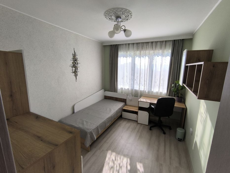 Дава се под наем Четиристаен апартамент в Варна, Автогара - 86 кв.м за 698.19 € - Снимка #2