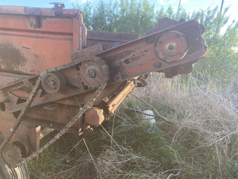 Продается борона и навозоразбрасыватель