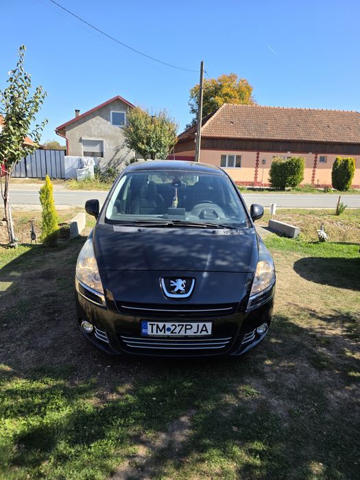 Peugeot 5008 2011