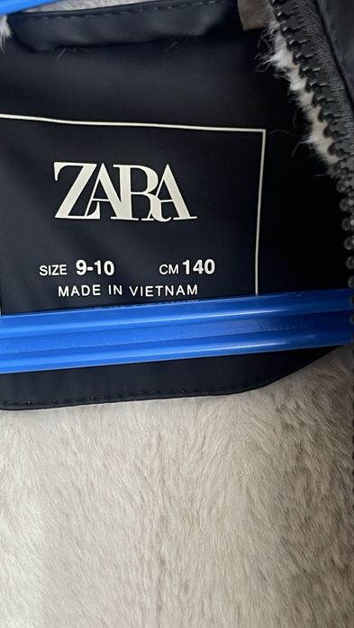 Куртка девочки 9-10 лет