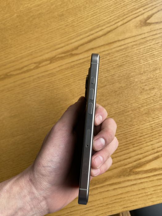 Продается apple iphone 16 pro