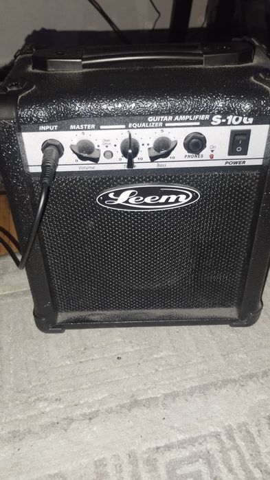 Гитара fender с комобо усилителем