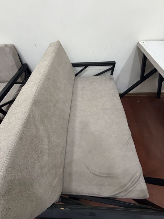 Srochno stol stul sotiladi