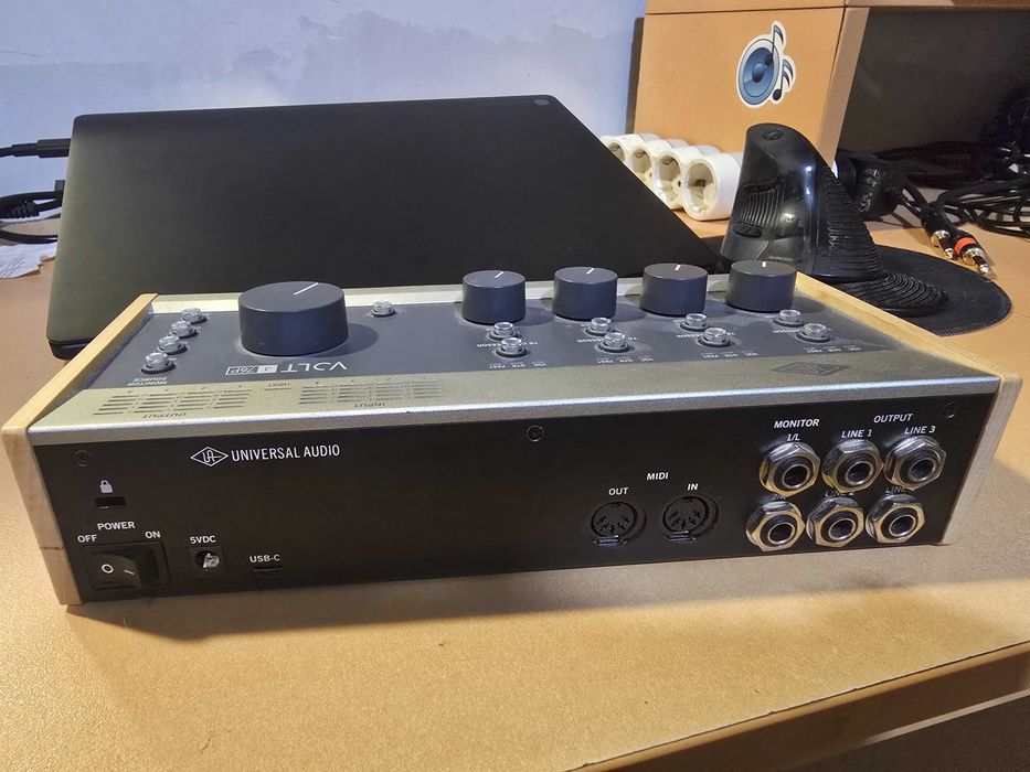Universal Audio Volt 476p USB Audio Interface, Звукова карта