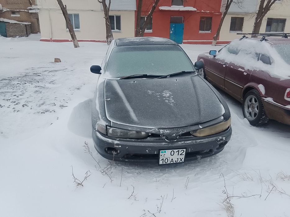 Продам Галант правый руль механика!