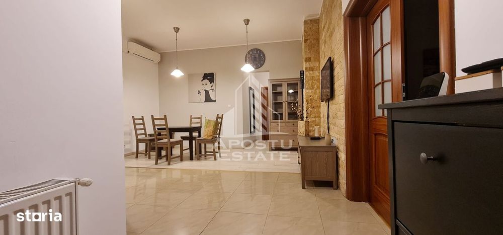 Apartament 3 camere open space, renovat, cu garaj in zona Medicinei