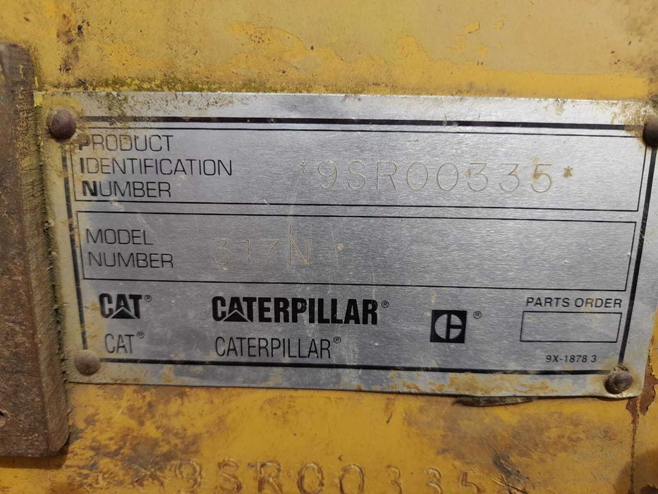 Dezmembrez  excavator  Caterpillar 317 BLN-piese de schimb Caterpilar